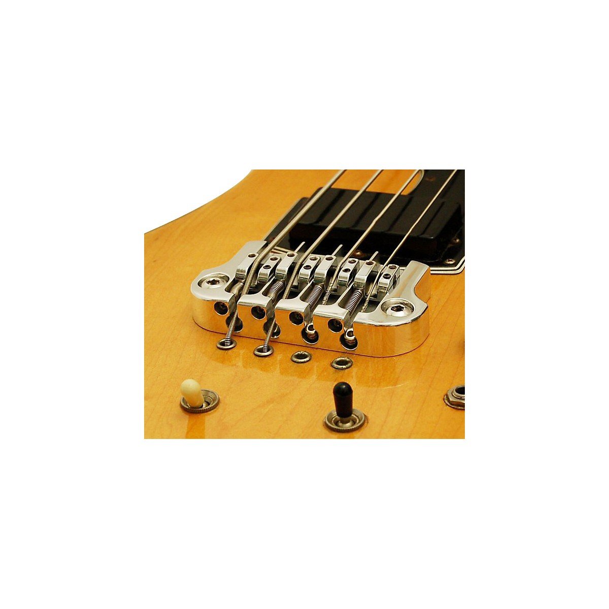 Hipshot 4 String Supertone Bass Bridge 3 Point - Chrome